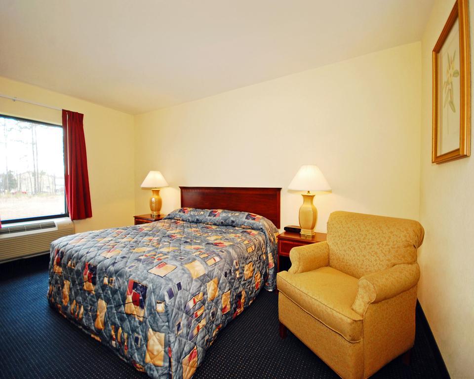 Econo Lodge Amelia Court House Habitación foto